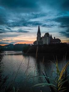 浪公昆哥的新书,袖珍国